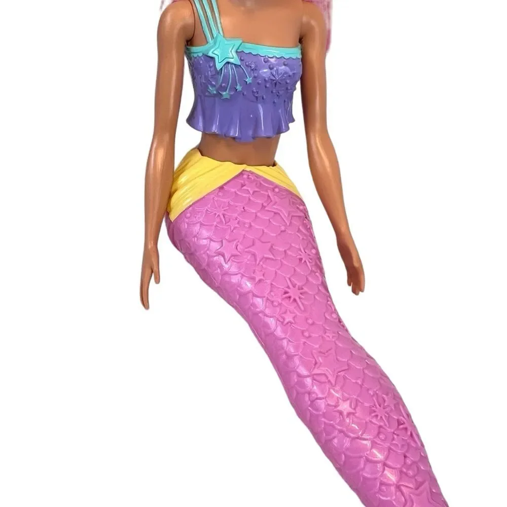 2017 Barbie Dreamtopia Mermaid Doll Pink Swim Bath Time